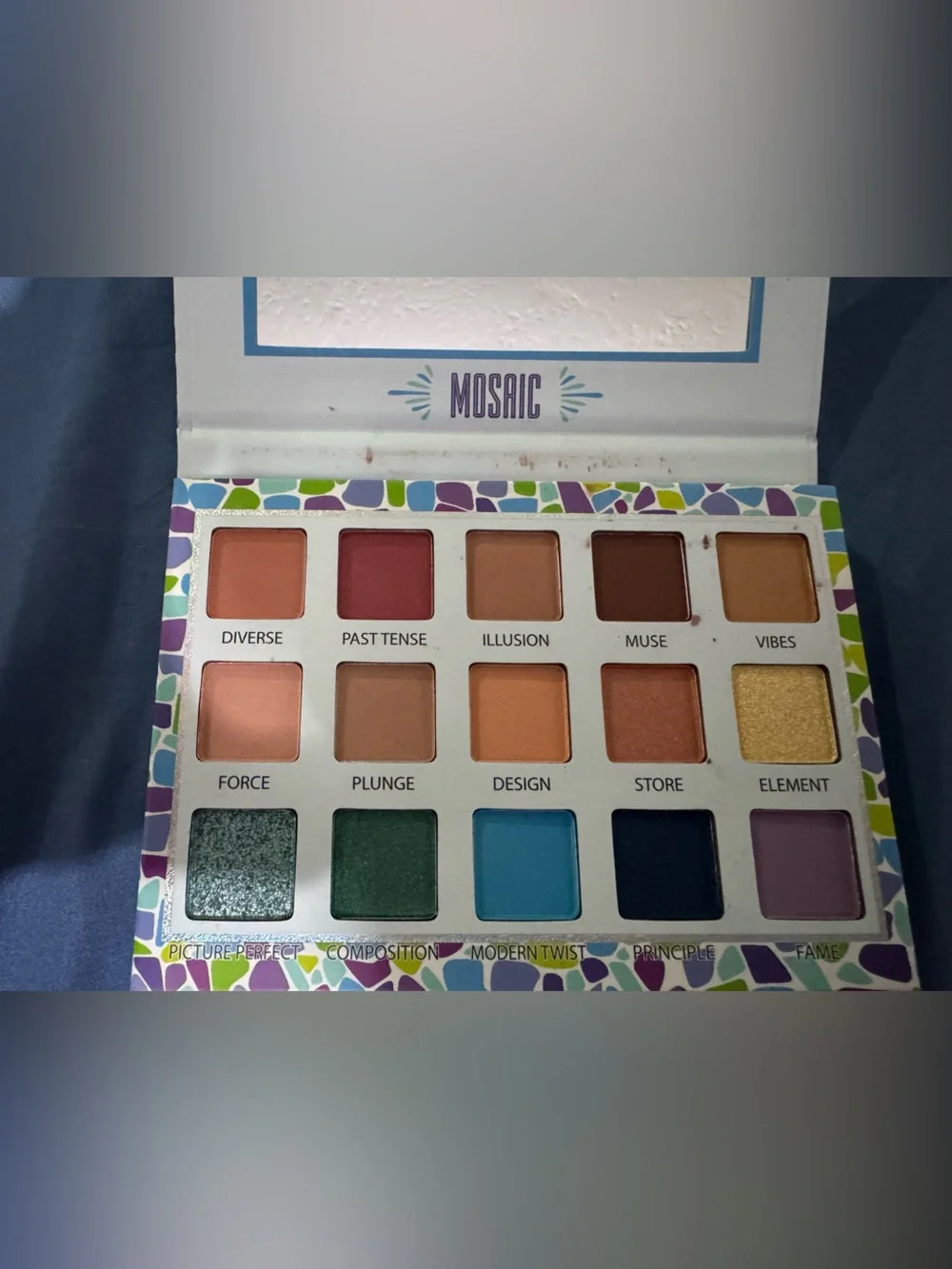 Mosaic Trend Beauty Palette